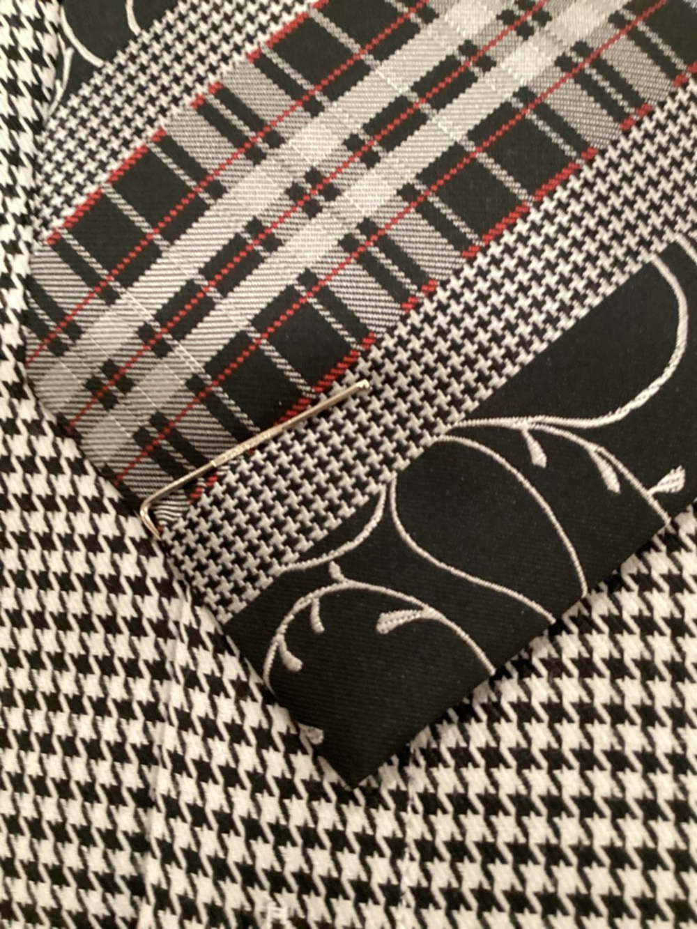 Black & White Houndstooth Dress Shirt & Necktie - Picture 8 of 14